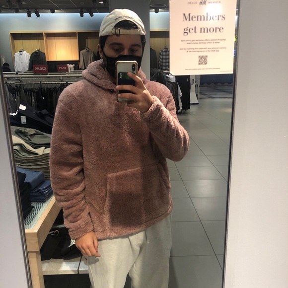 Meet your Posher, Andrew - Picture 1 of 1